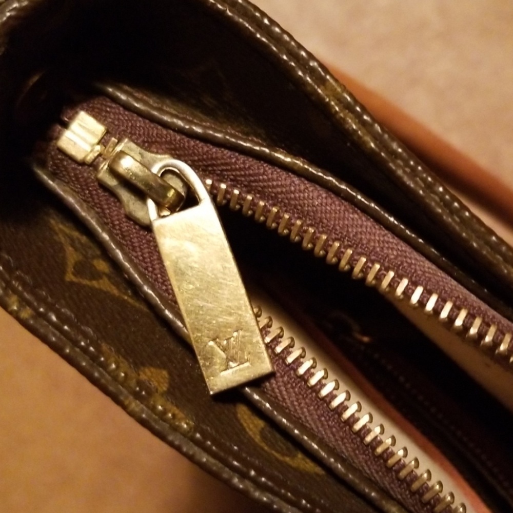 Lv Authentic Handbag - image 3